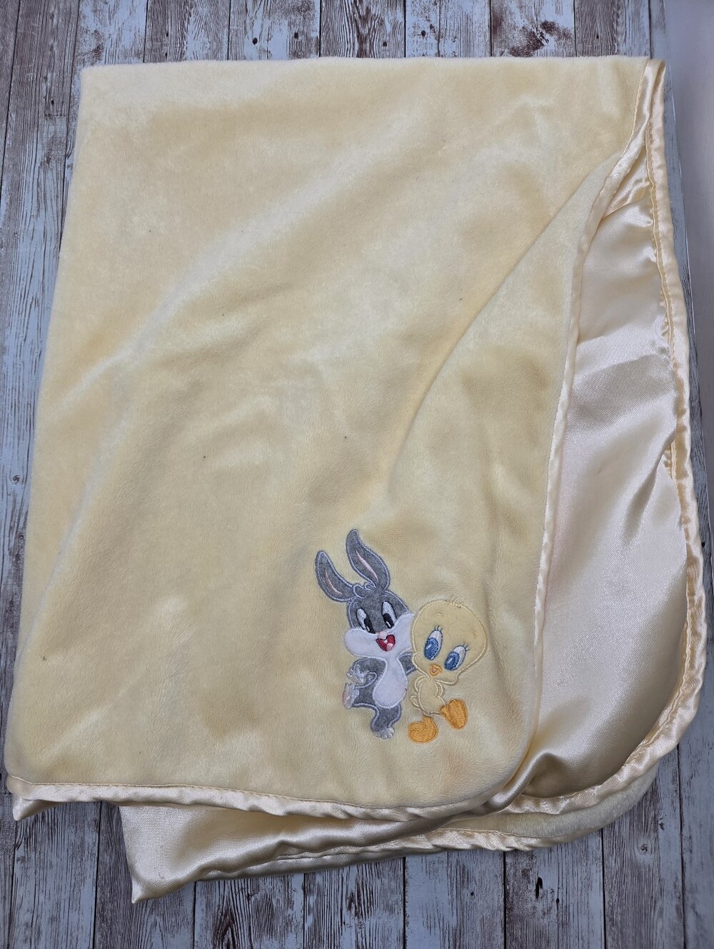 🐣 Vintage Baby Looney Tunes Yellow Fleece Baby Blanket Satin Trim Bugs Tweety